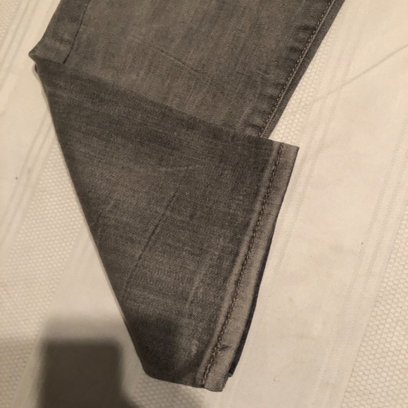 Old Navy mid rise - Rockstar jeans size 16 regular fit- new or like new jeans - Picture 2 of 9